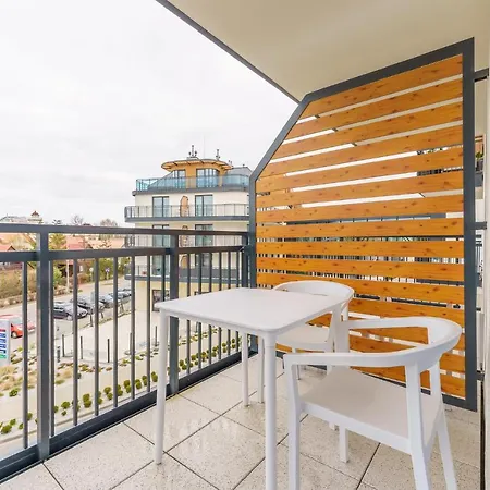 Rent Like - Bel Mare 206b